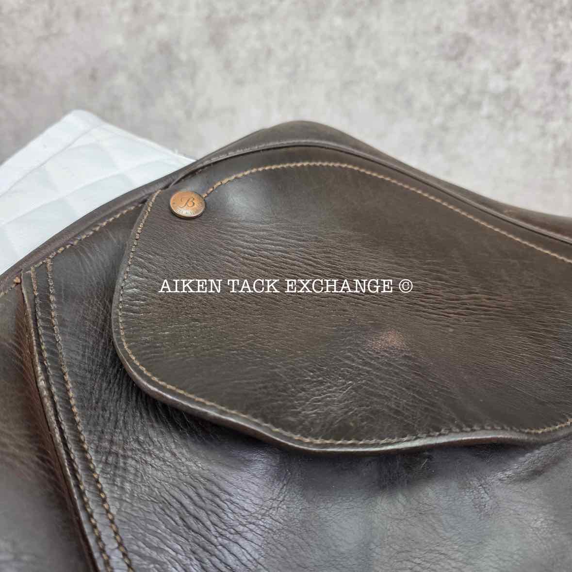 2006 Bates Close Contact Jump Saddle, 17.5" Seat, Adjustable Tree - Changeable Gullet, Wool Flocked Panels