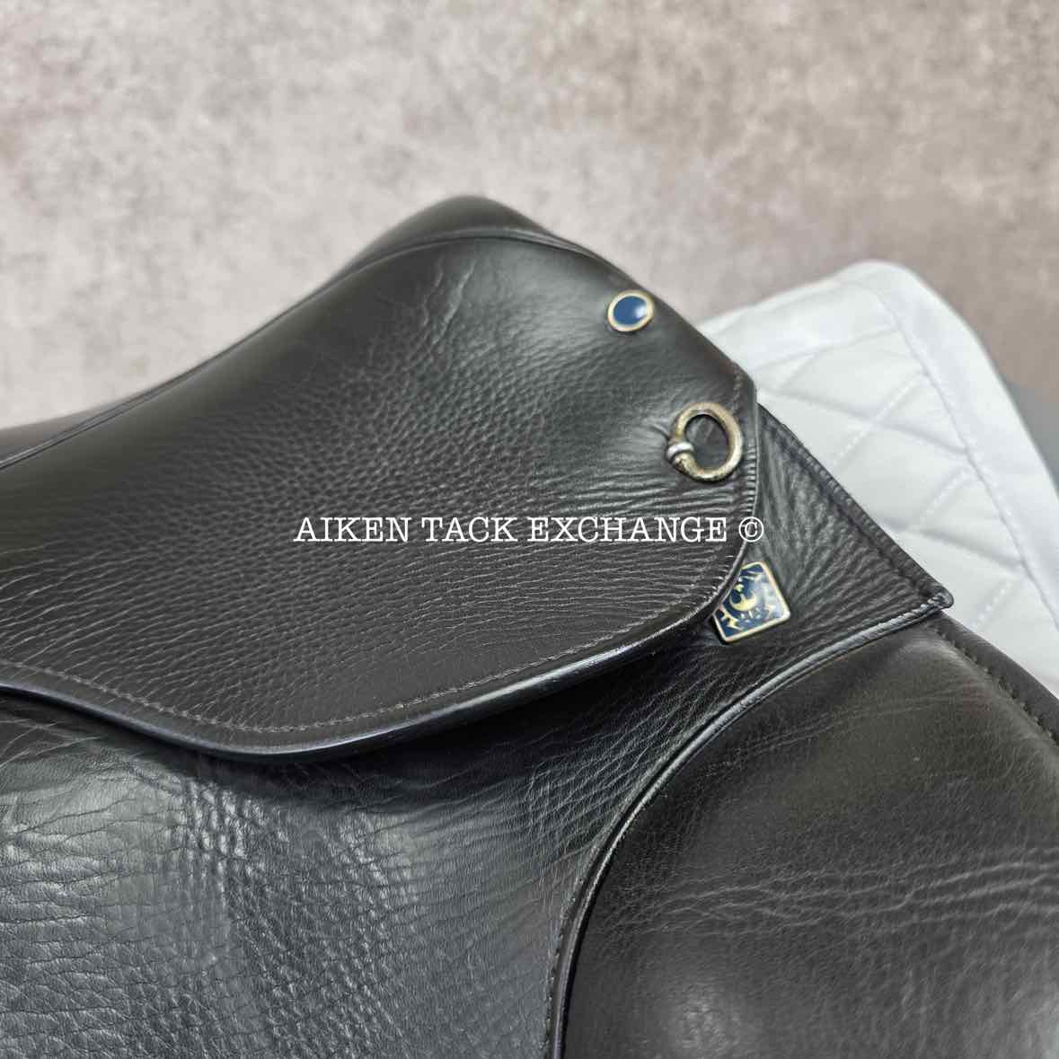 **SOLD** 2019 Stubben 1894 Dressage Saddle, 18" Seat, 30cm Tree - M/MW, Wool Flocked Panels