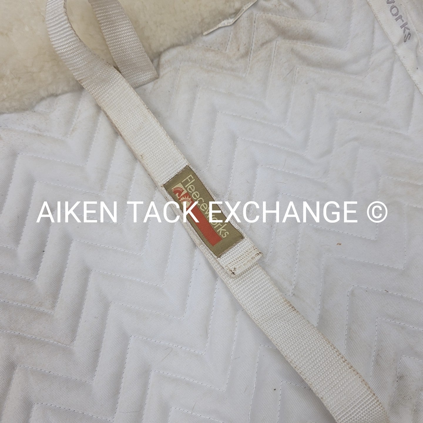 Fleeceworks Classic Dressage Pad with Full Sheepskin Trim, Large