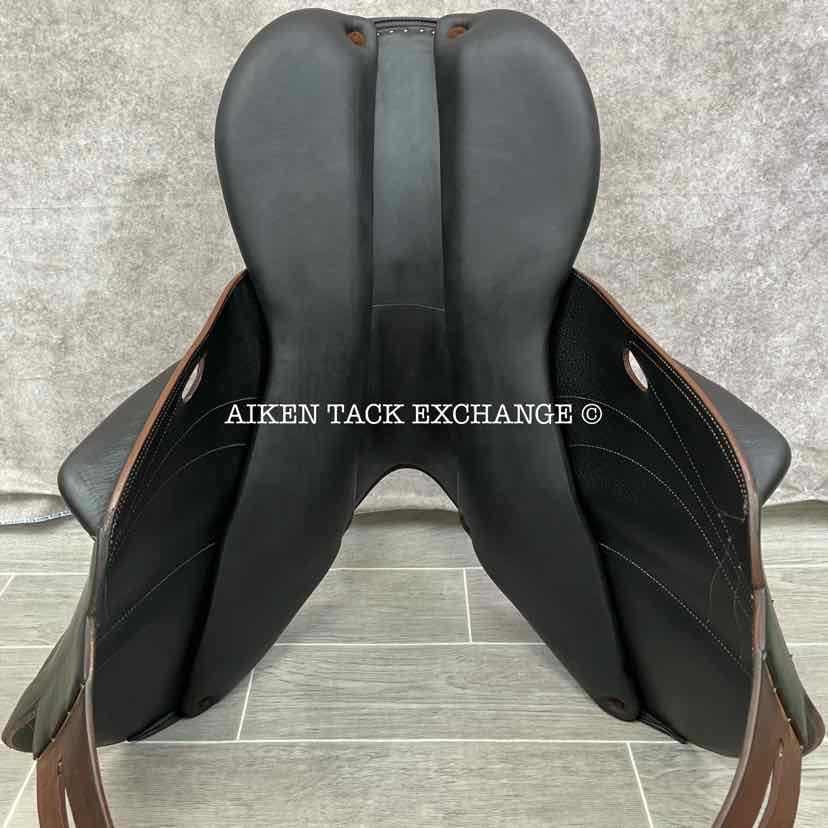 2023 Arion Atlas Cross Country Monoflap Jump Saddle, 17.5" Seat, 2A Flap, Medium Wide Tree, Foam Panels, Full Buffalo Leather
