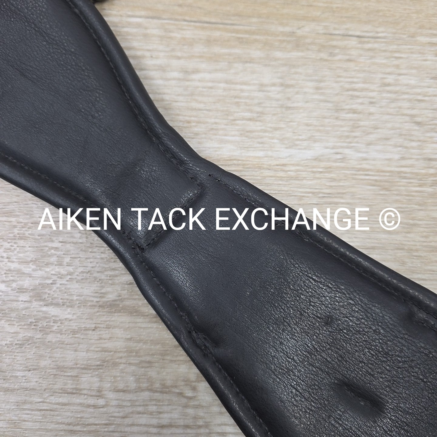 Padded Leather Contour Dressage Girth with Double End Elastic, Black, 22"
