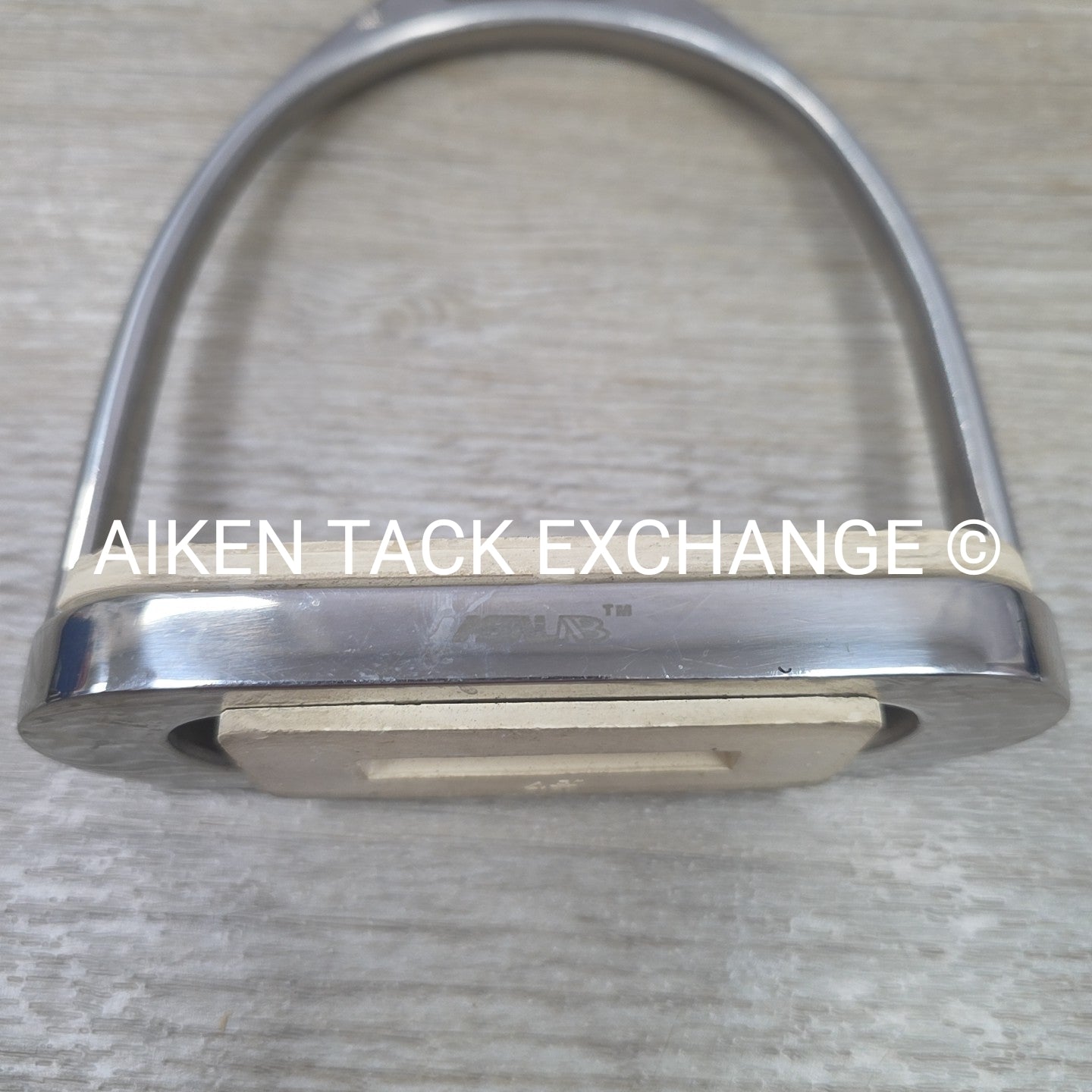 Metalab Fillis Stirrup Irons, 4.75"