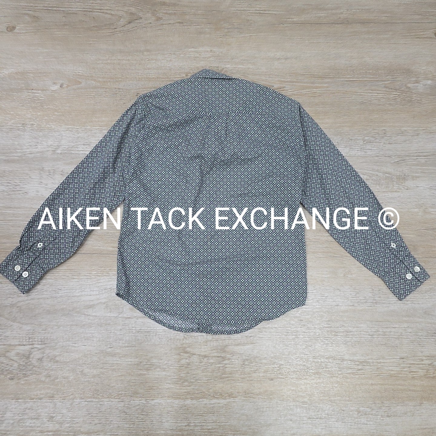 Cinch Long Sleeve Button Up Shirt, Size Small