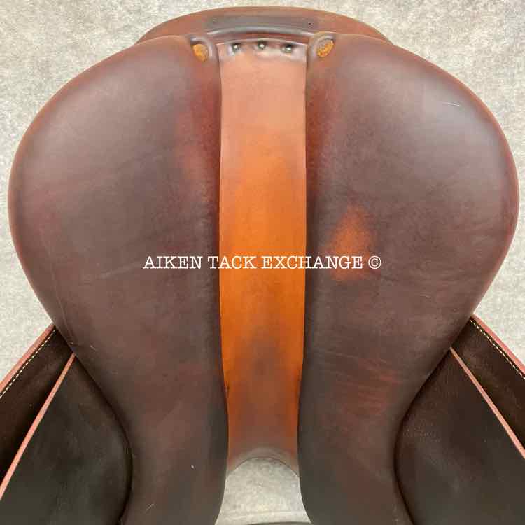 2002 Luc Childeric M Close Contact Jump Saddle, 17" Seat, 3 Flap, AO Tree - Medium Wide/Wide, Foam Panels