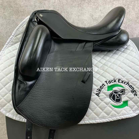 **SOLD** 2015 Custom Saddlery Icon Star Monoflap Dressage Saddle, 17" Seat, Adjustable Tree, Wool Flocked Panels