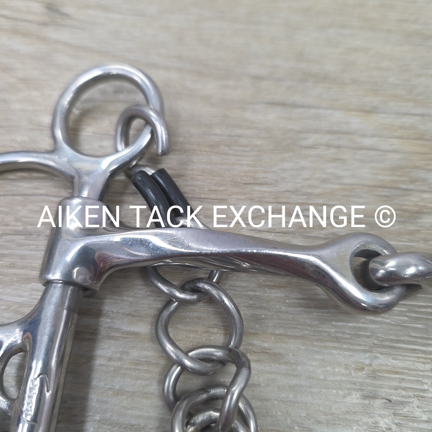 Pessoa Single Joint Slow Twist Locking Short Shank Pelham Bit 4.75"