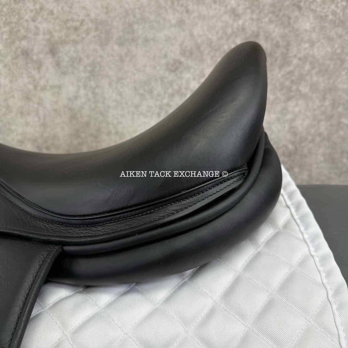 2017 Voltaire Adelaide Monoflap Dressage Saddle, 18" Seat, 3A Flap, W/XW Tree, Foam XFIN Panels, Full Buffalo Leather