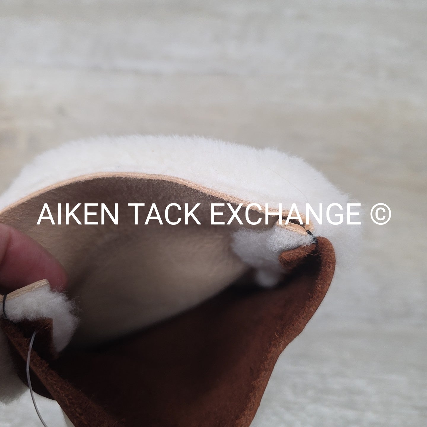 Devoucoux Balharra Glove