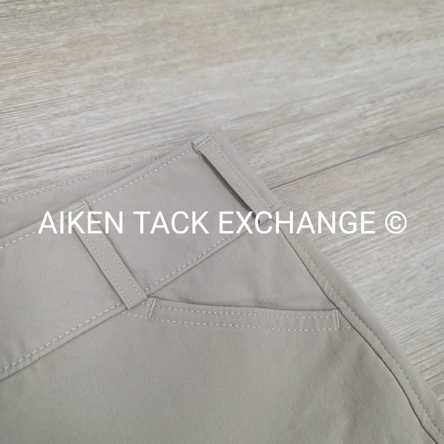 Tailored Sportsman Trophy Hunter Knee Patch Breeches, Size 28