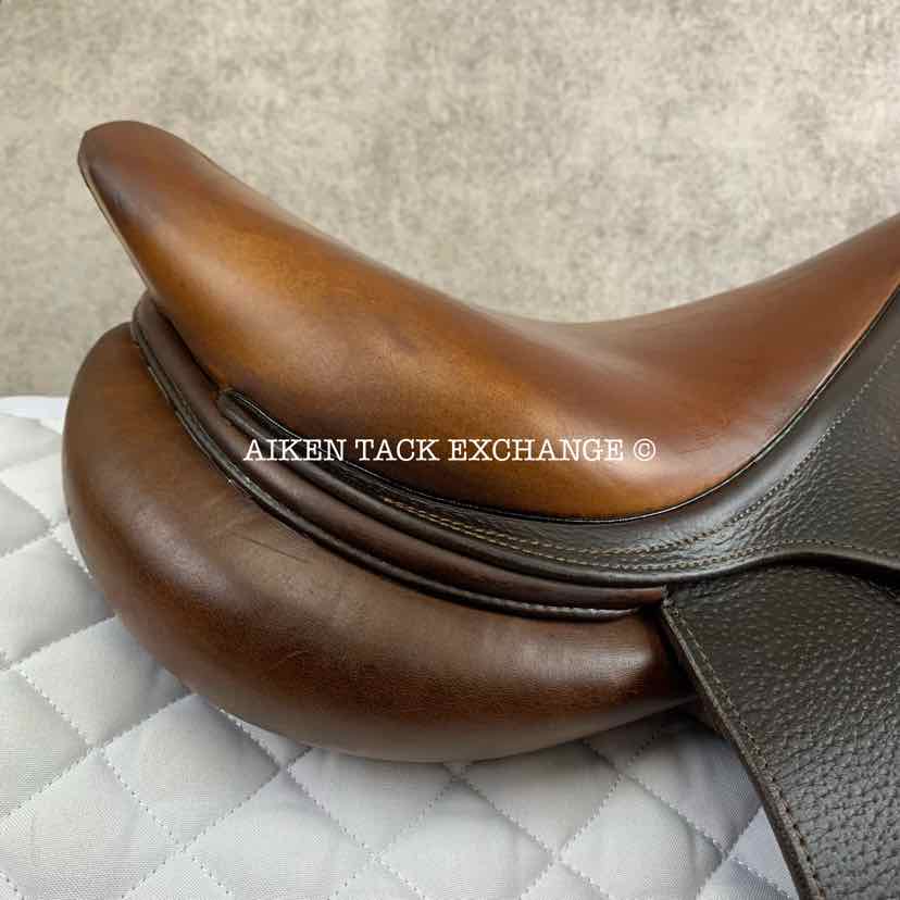 2014 CWD SE02 Close Contact Jump Saddle, 16" Seat, 1L Flap, Medium Tree, Foam Panels