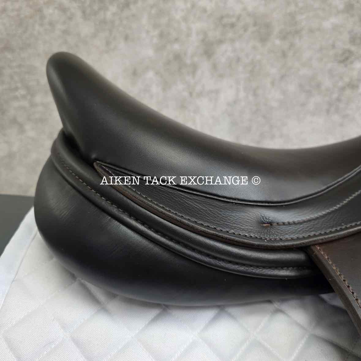 2025 Kentaur Eventer II Monoflap Jump Saddle, 17.5" Seat, Medium Wide Tree, Wool Flocked Panels