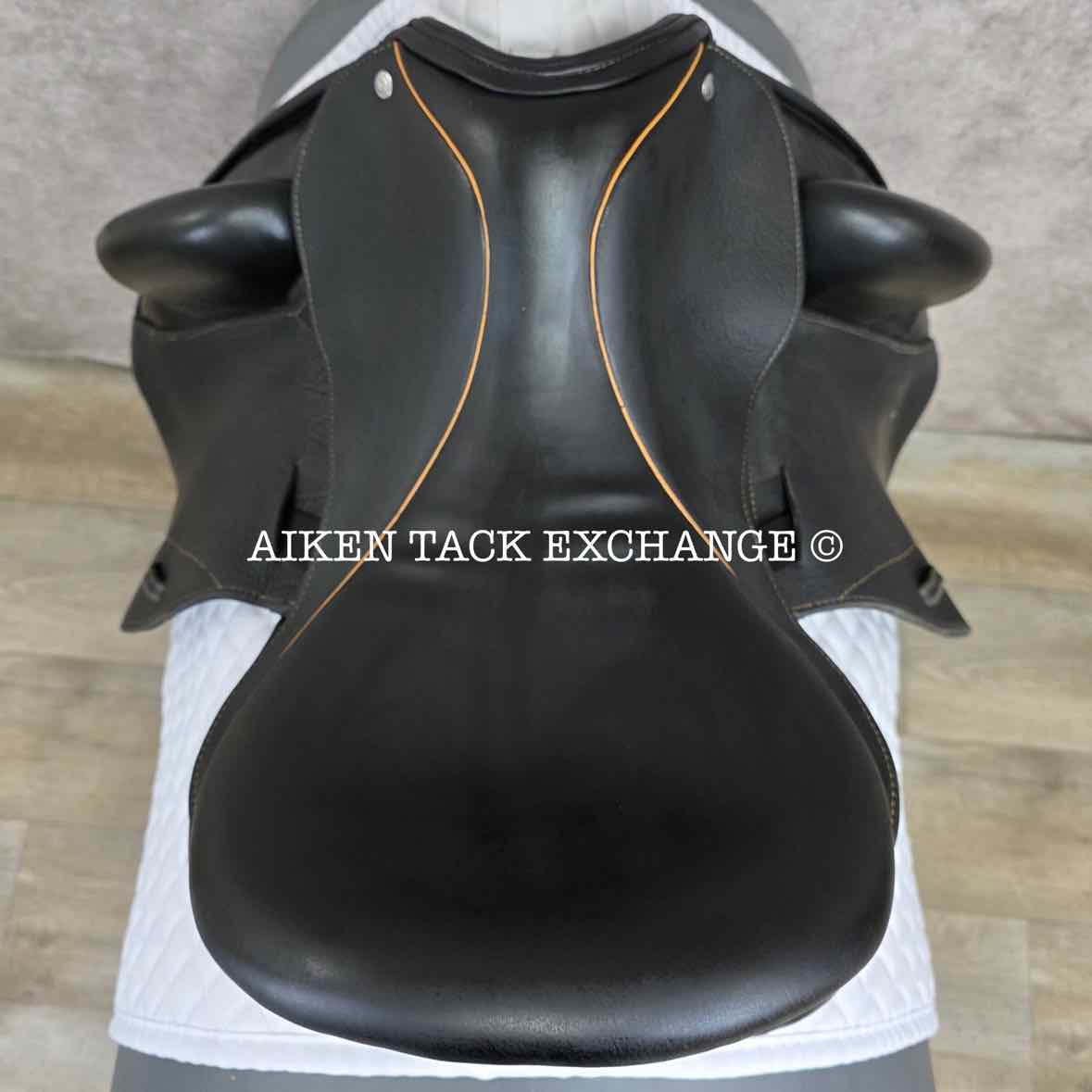 2013 Custom Saddlery Icon Star Monoflap Dressage Saddle, 18" Seat, Adjustable Tree, Wool Flocked Panels