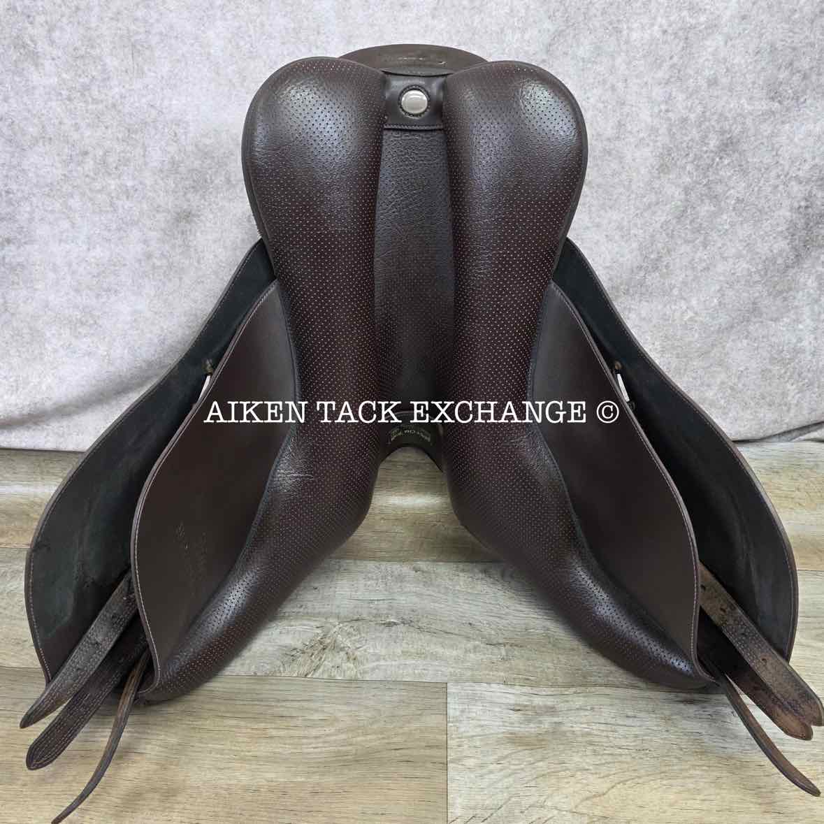 2014 Wintec PRO All Purpose Saddle, 18" Seat, Adjustable Tree - Changeable Gullet, CAIR Panels