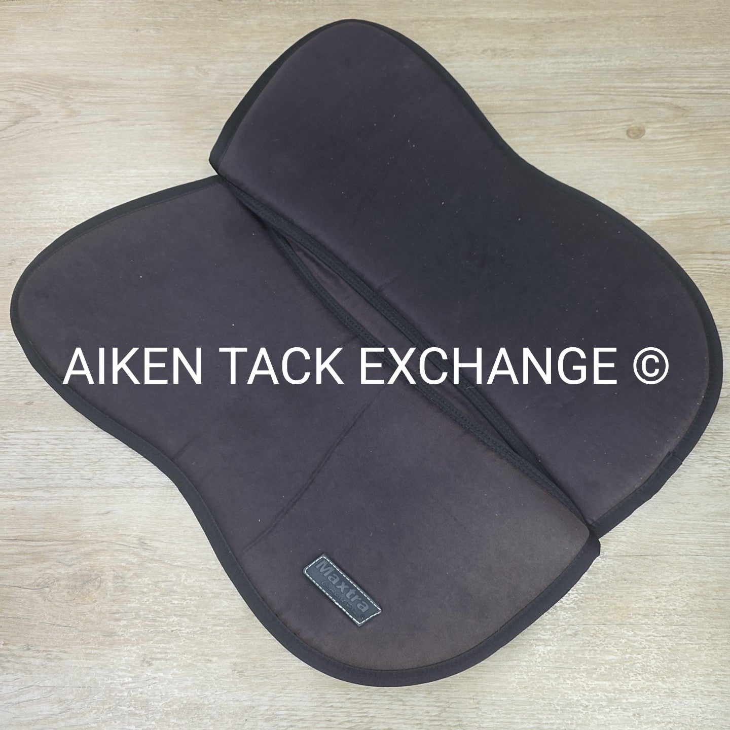 Maxtra Comfort Plus Half Pad, 21" Spine