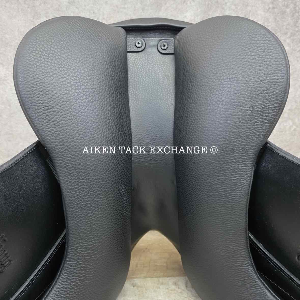 2025 Custom Saddlery Wolfgang Constanze 2 Monoflap Dressage Saddle, 17.5" Seat, Adjustable Tree, Wool Flocked Panels