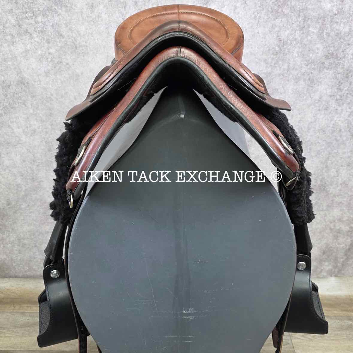 Freeform Lightweight Treeless Endurance Saddle, 17" Seat