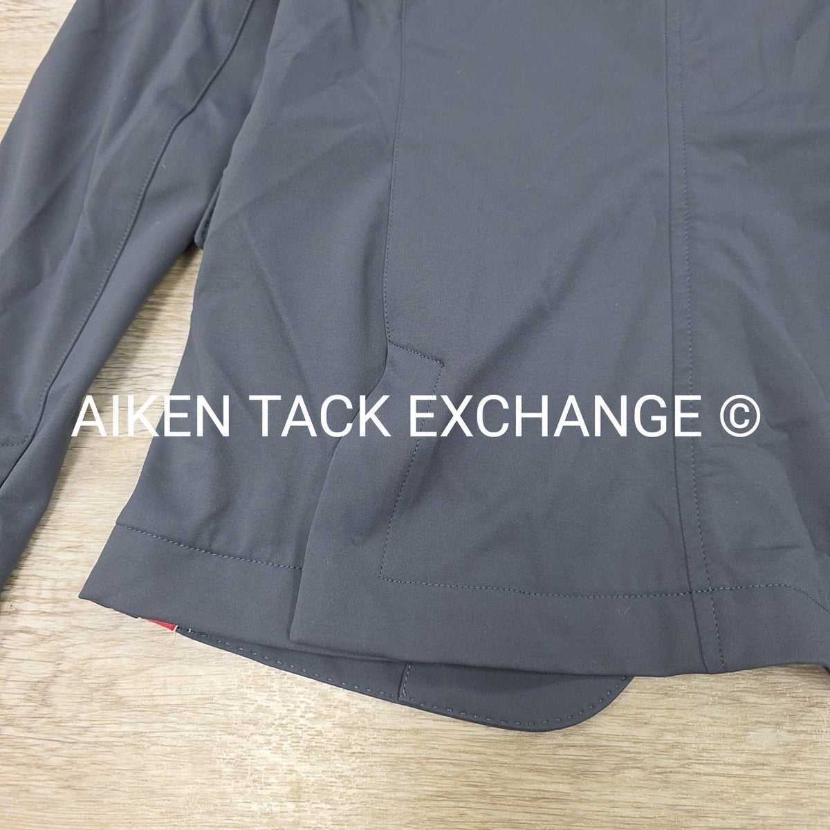 Animo Show Coat, Size US 6 / I 42