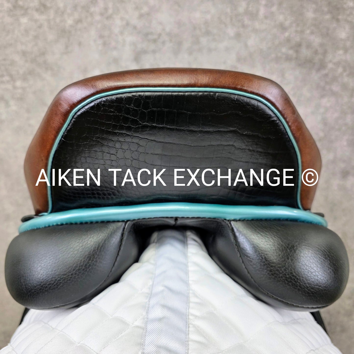 2019 Trilogy Allegiance Monoflap Dressage Saddle, 18" Seat, Medium Wide Tree, Wool Flocked Panels