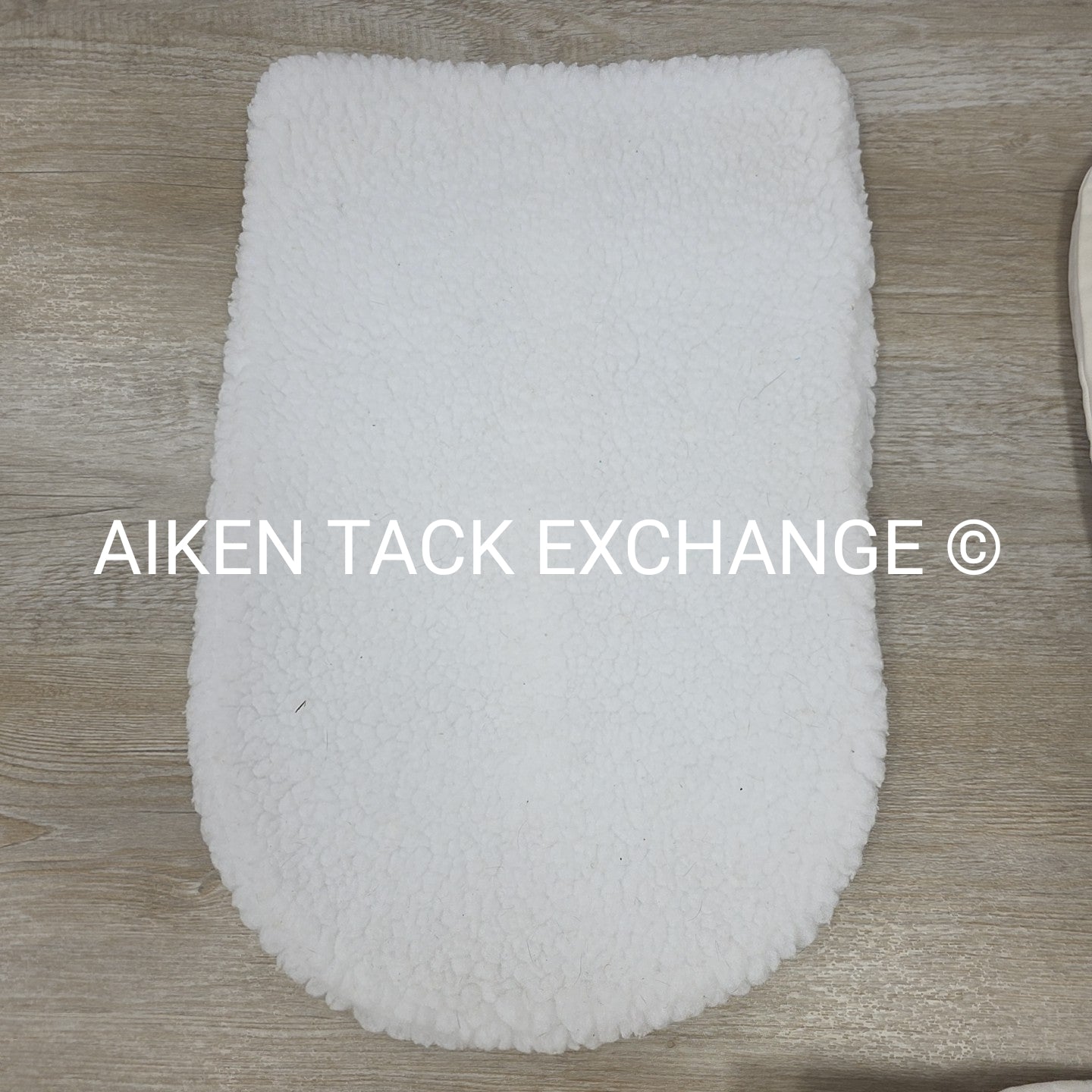 BARGAIN BUNDLE: EquiGel Half Pad with 6 Extra Covers & 1 Toklat Fleece Cover