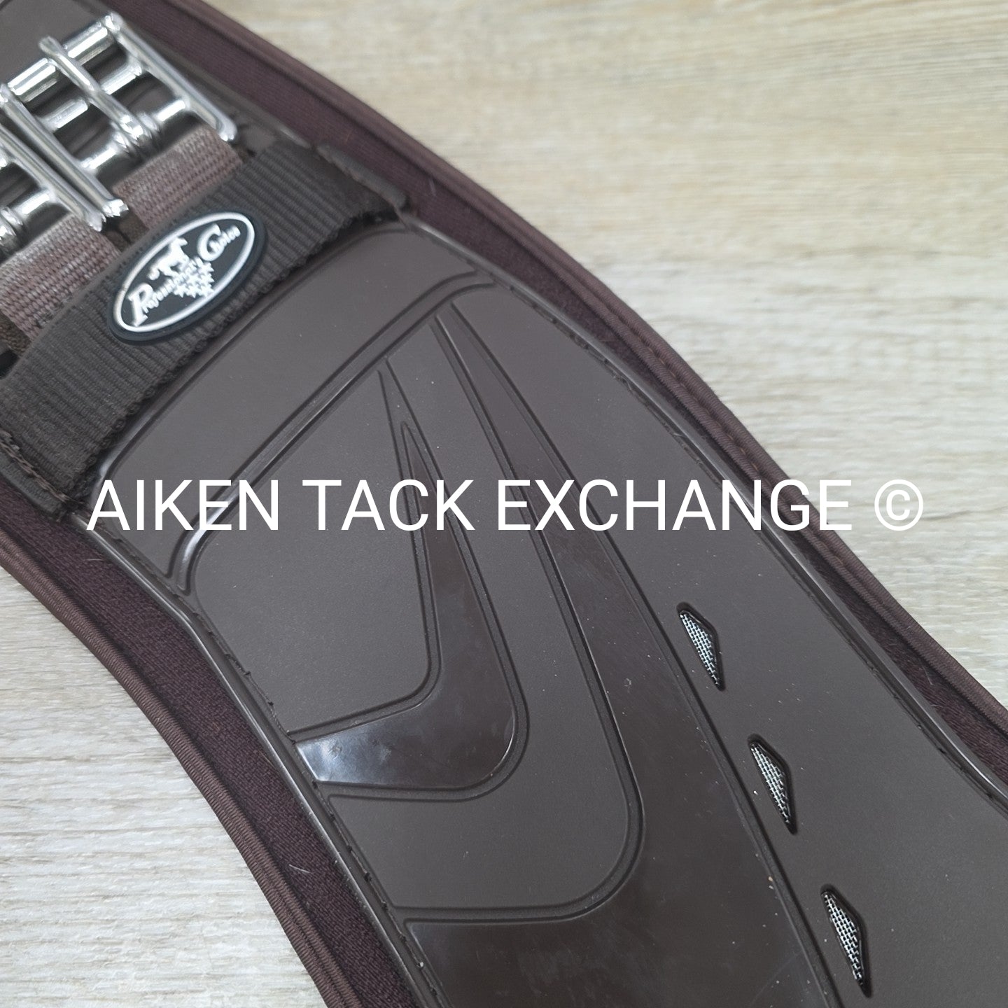 Professional's Choice VenTech Contour Monoflap Girth with Neoprene Lining, Brown