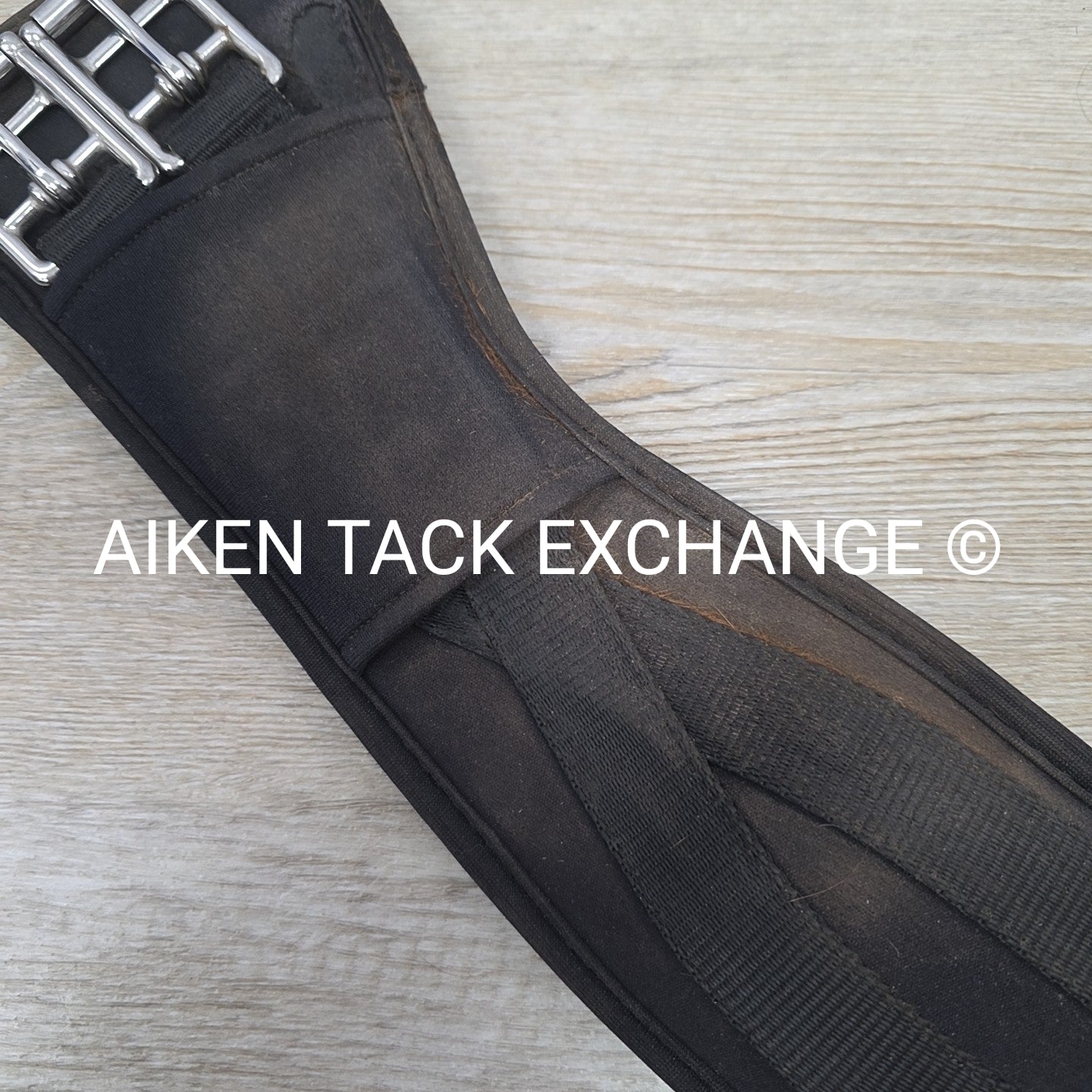 BARGAIN BUNDLE: 2 Ovation Gel Body Form Dressage Girths, Black, 22"