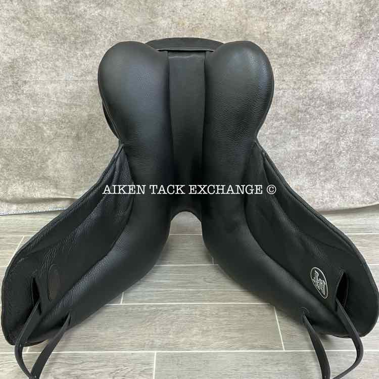 2024 Custom Saddlery Wolfgang Matrix MKII Monoflap Dressage Saddle, 17.5" Seat, Adjustable Tree, Wool Flocked Pony Panels