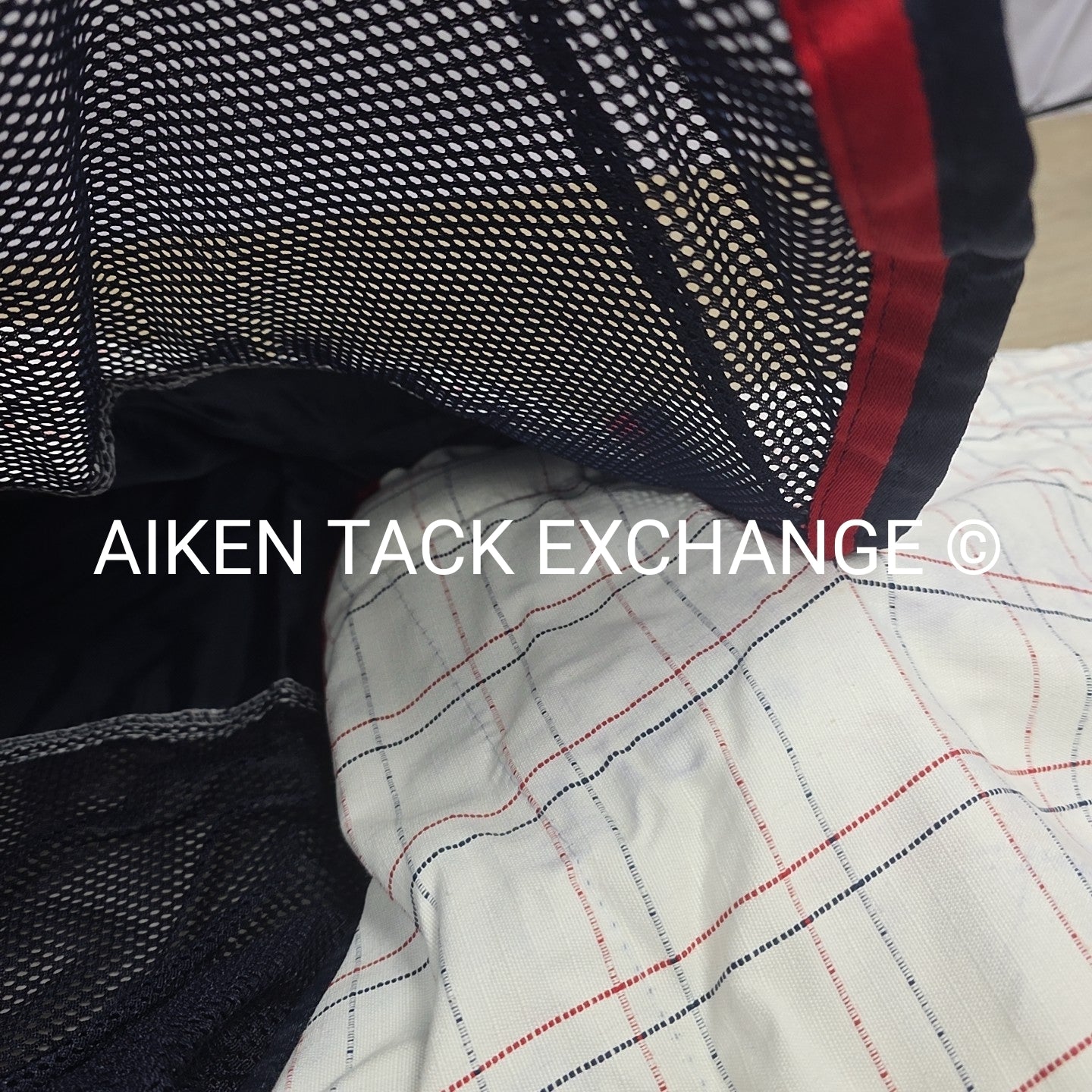 Weatherbeeta Breeze with Surcingle Combo Neck, 81"