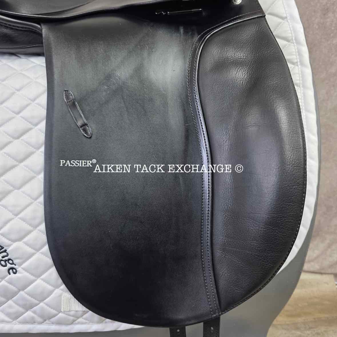 2006 Passier Corona Dressage Saddle, 18" Seat, Long Flap, Medium Wide Tree, Wool Flocked Panels