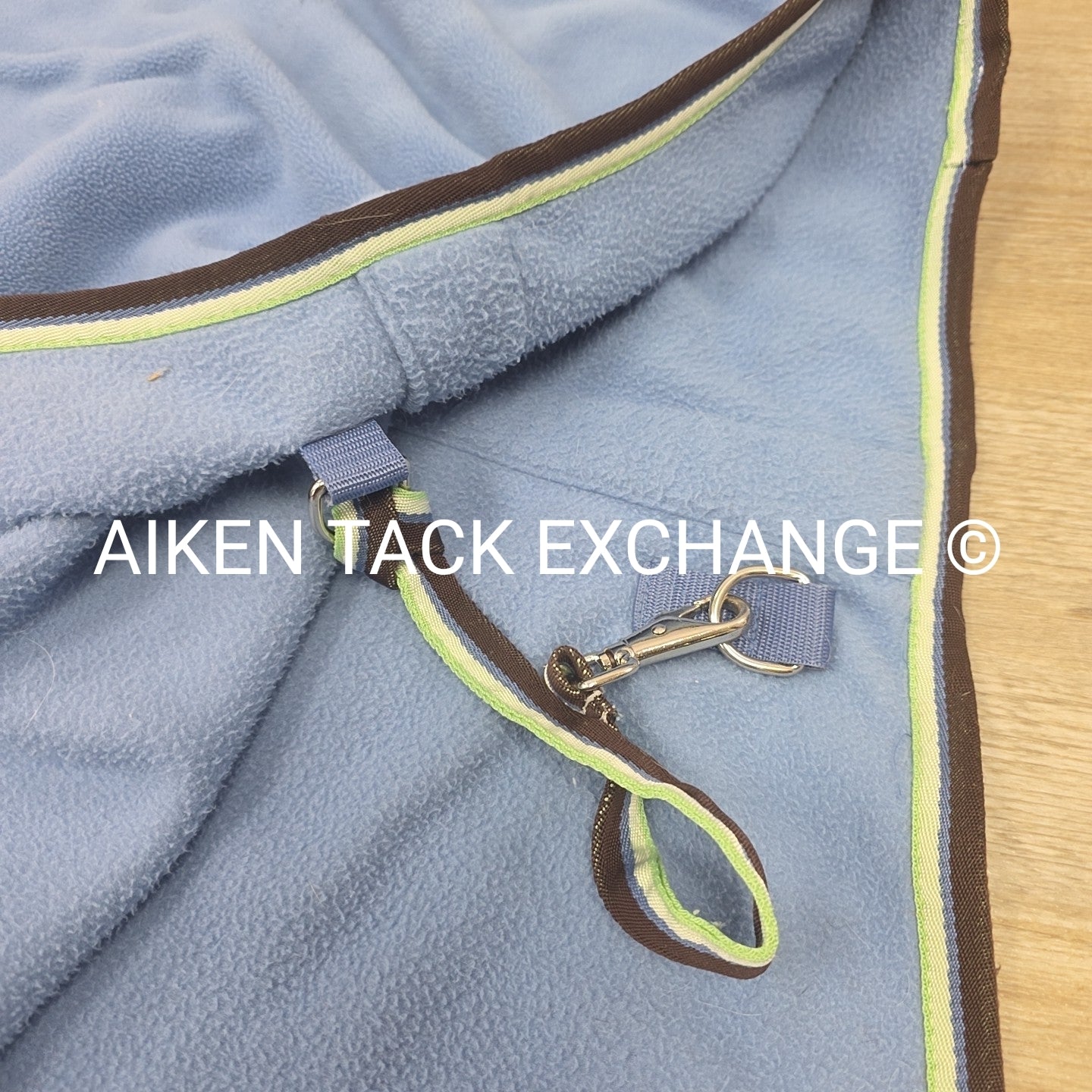 Eskadron Velcro Front Closure Fleece Cooler, Size Medium (73")