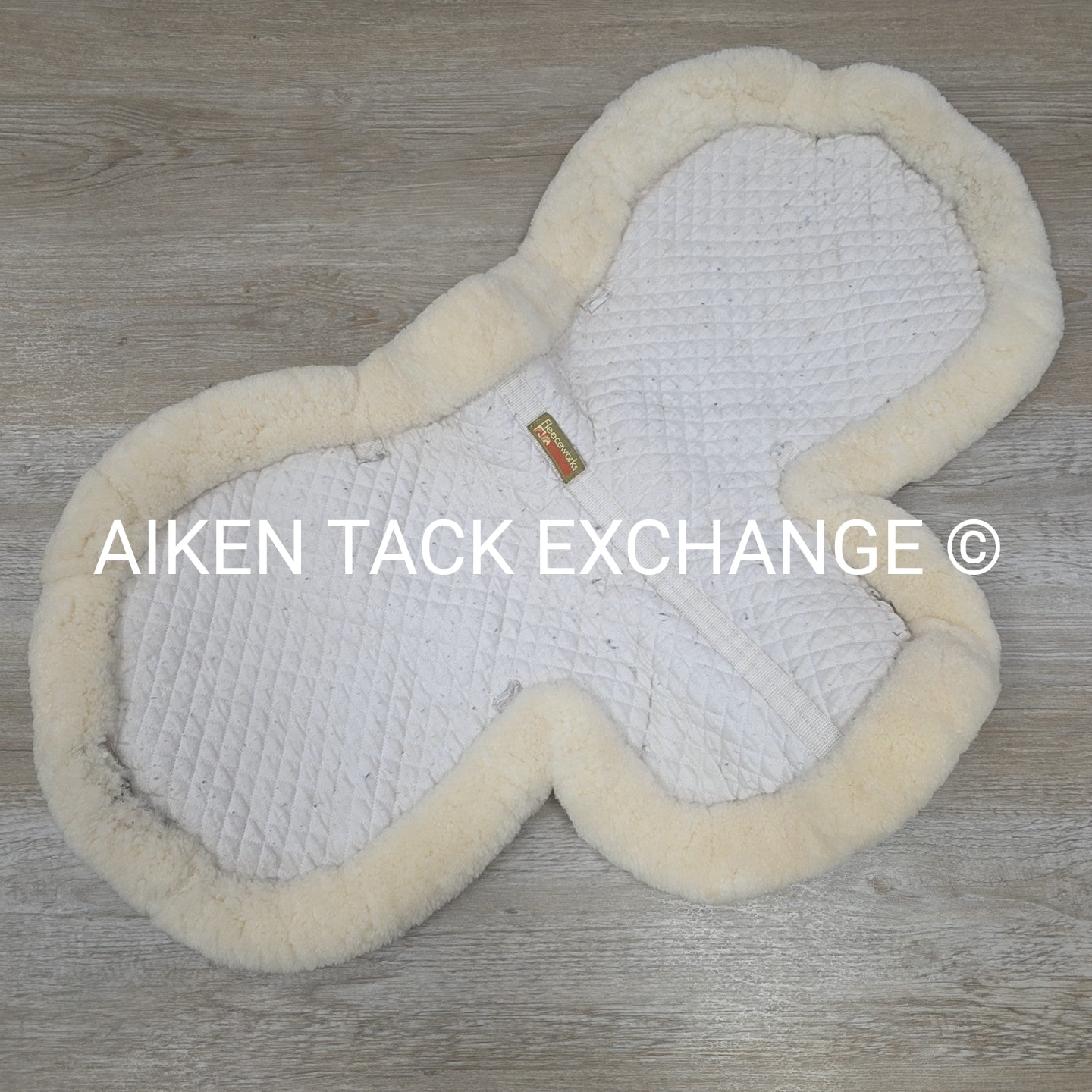 Fleeceworks Field Hunter / Fox Hunter Pad with Front Roll & Full Trim