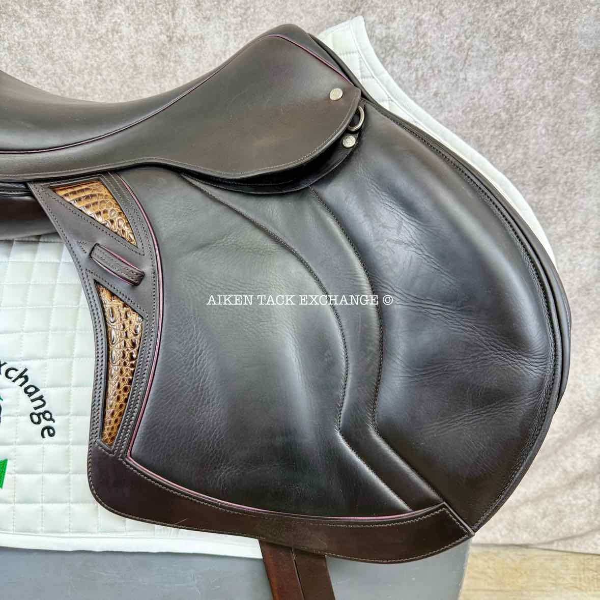 2021 Stackhouse Monoflap Jump Saddle, 18" Seat, Narrow Tree