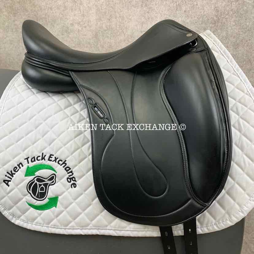 **SOLD** 2018 Equipe Oracle Monoflap Dressage Saddle, 18" Seat, Medium Wide Tree, Foam Panels