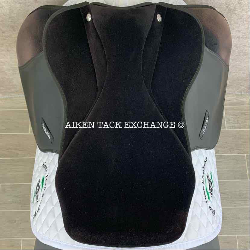 **SOLD** Thorowgood Maxam All Purpose Saddle, 17" Seat, Extra Wide Tree, Wool Flocked Panels