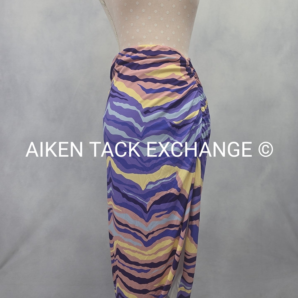 Venus Skirt, Size Medium