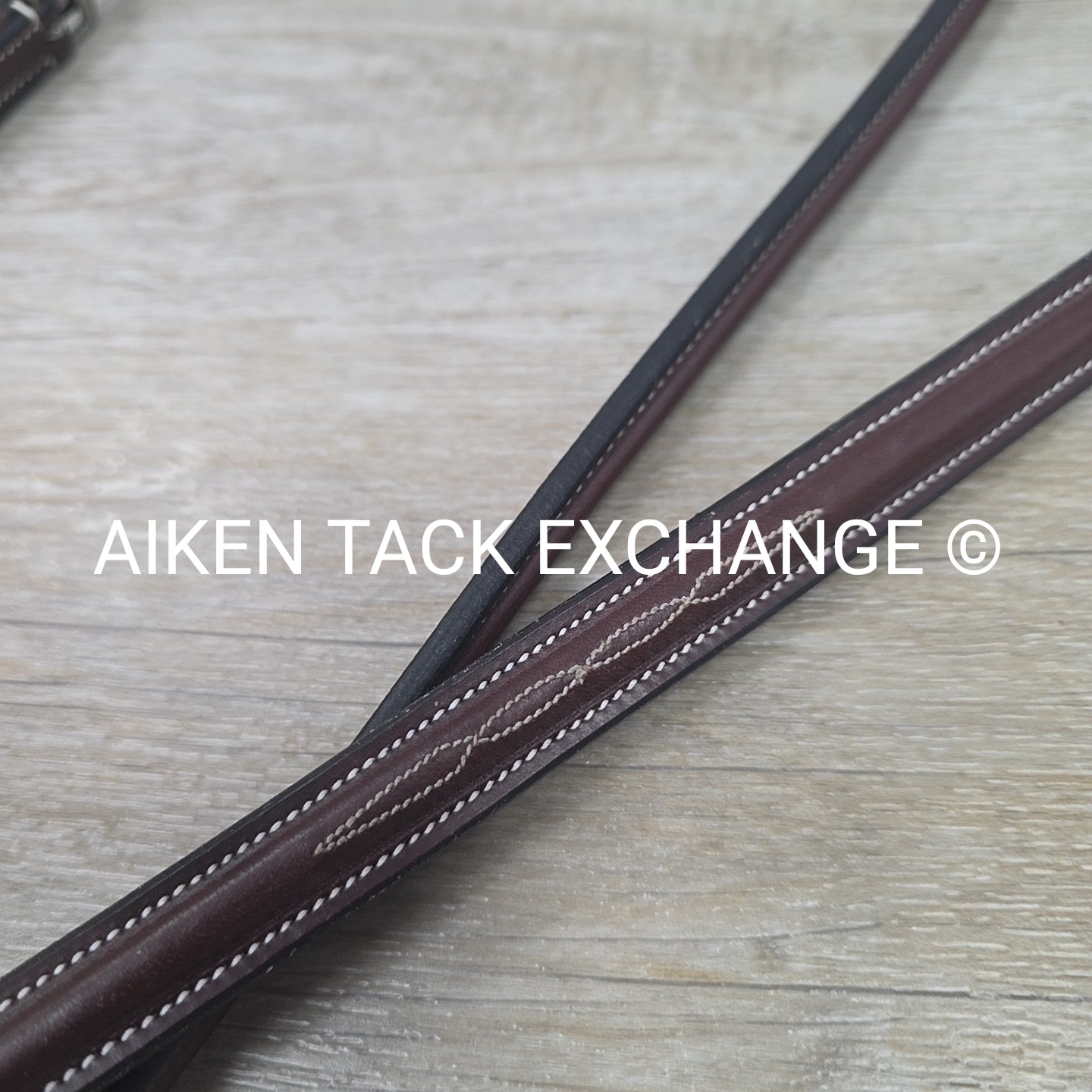 KL Select Red Barn Round Raised Standing Fancy Stitch Martingale, Size Cob