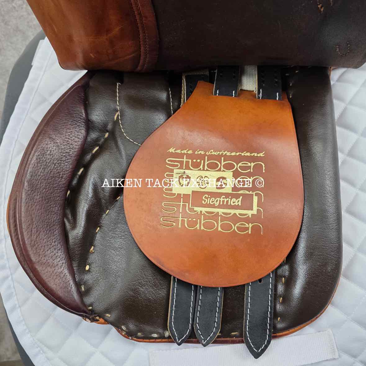 Stubben Siegfried Saddle, 17" Seat, 32cm Tree - Wide, Wool Flocked Panels