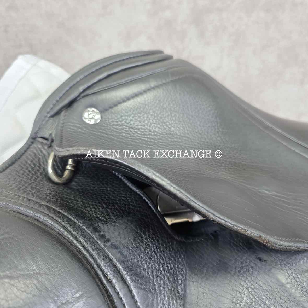 2018 Schleese Prelude Dressage Saddle, 17.5" Seat, Short Flap, Adjustable AdapTree, Wool Flocked Panels