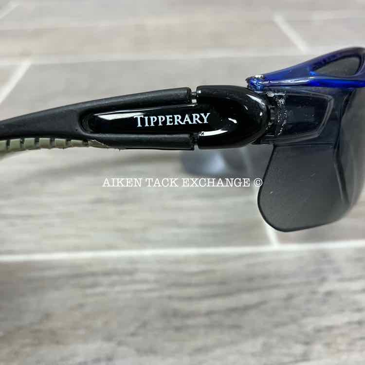 Tipperary Adult Sunglasses w/ Case
