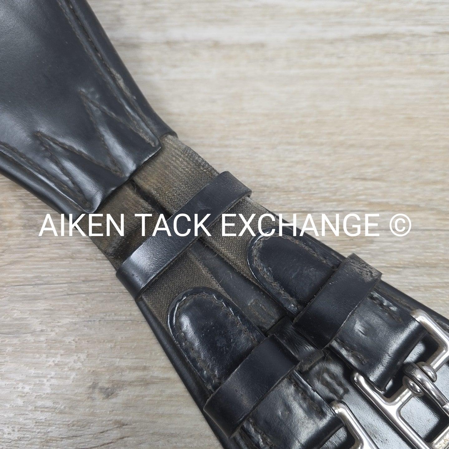 Prestige Padded Leather Short Girth, Black, 24"