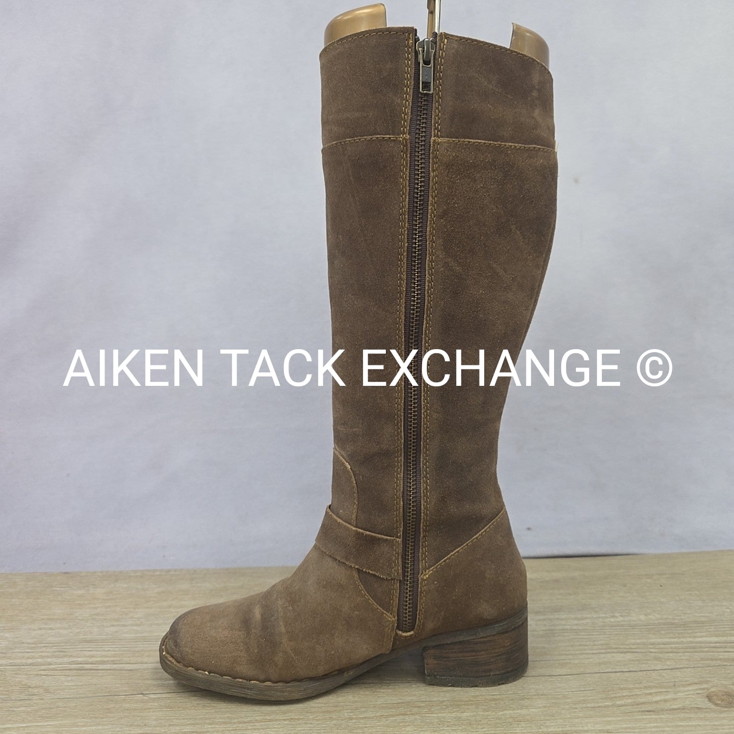 Born Boots, Women's 6.5 (blemishes)
