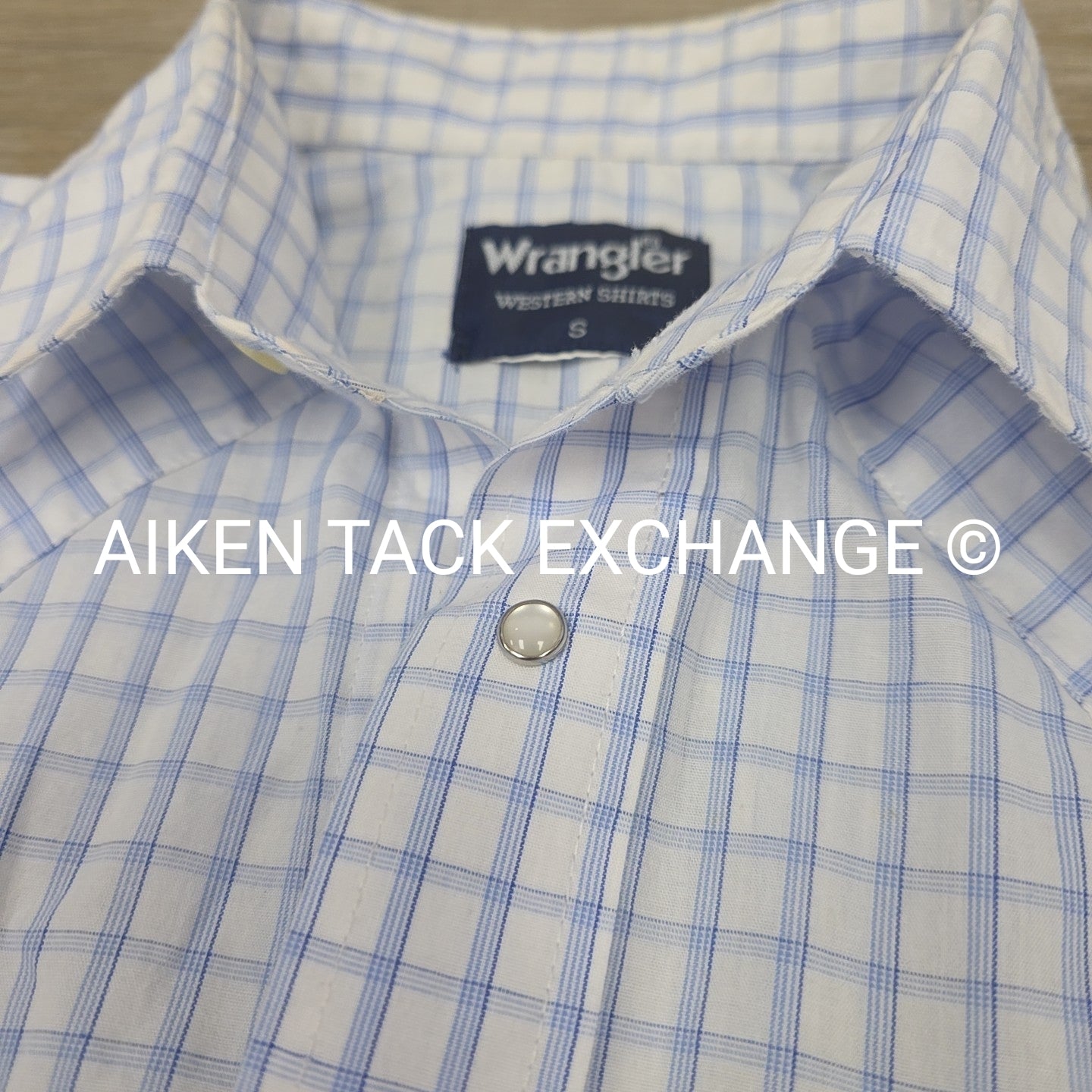 Wrangler Long Sleeve Button Up Shirt, Men's Small