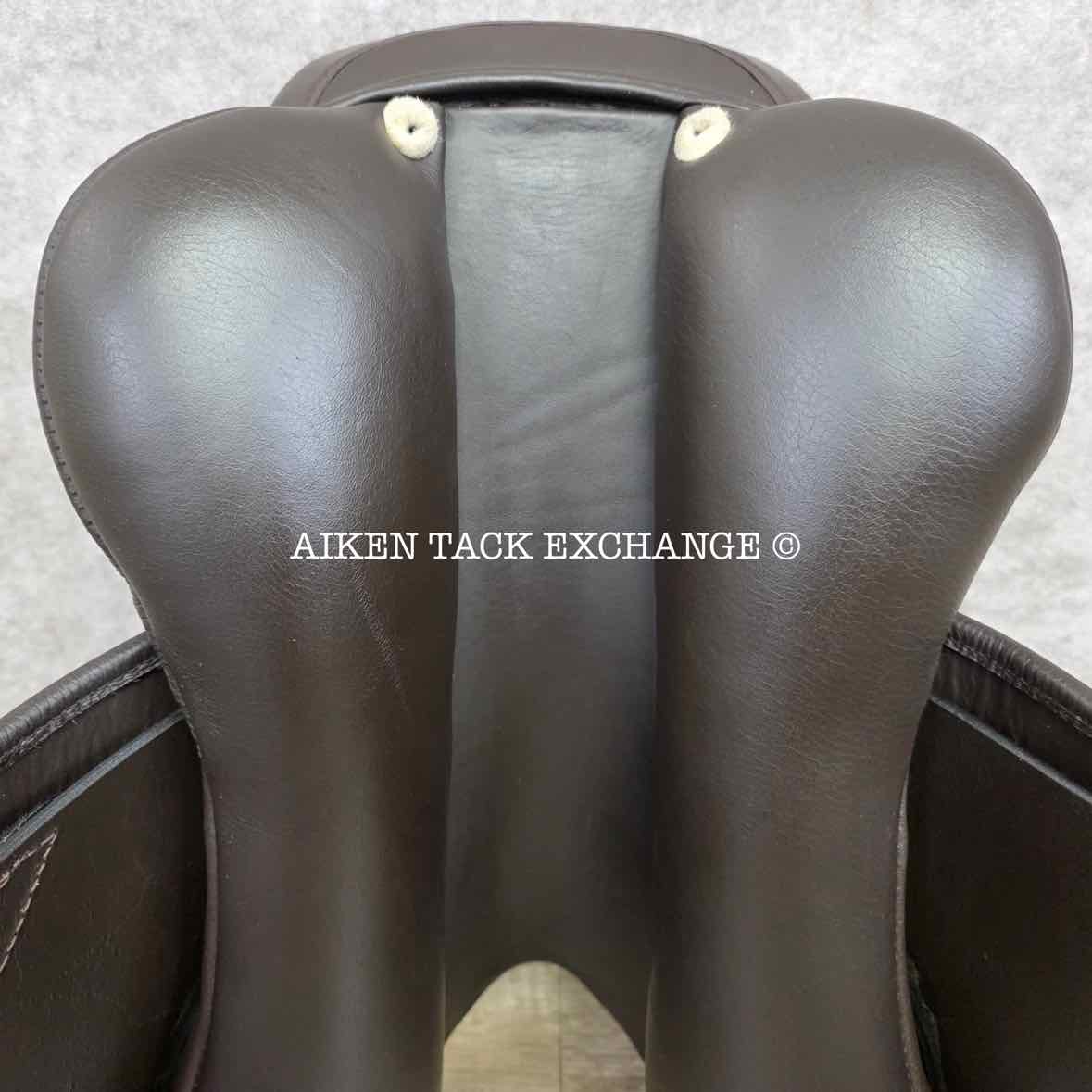 2017 Custom Saddlery Monte Carlo Jr Close Contact Jump Saddle, 15" Seat, Adjustable Tree, Wool Flocked Panels