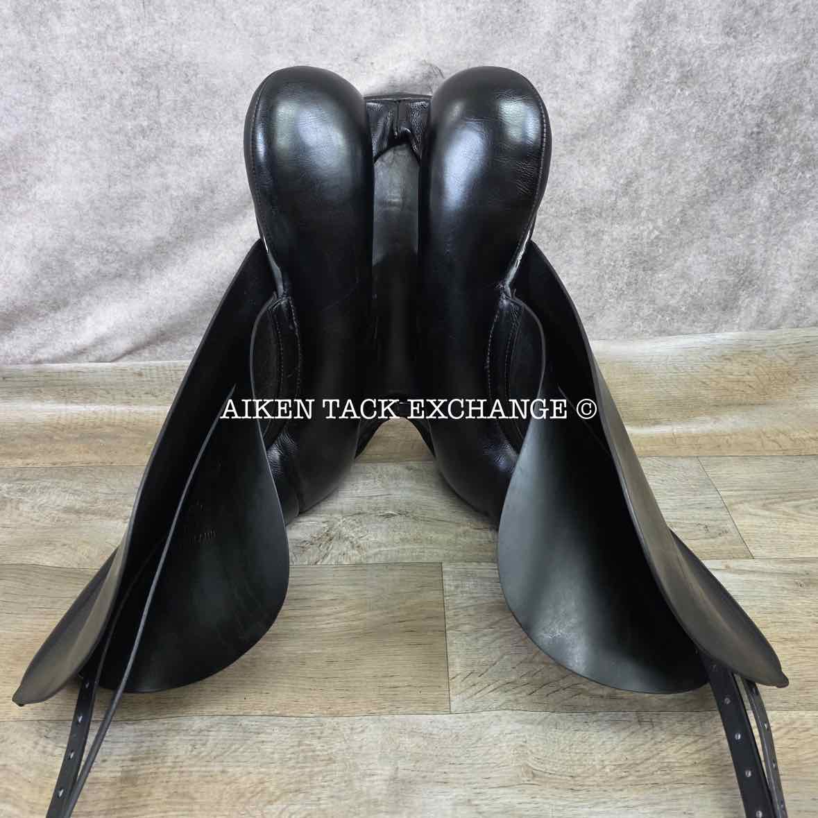 Fryso Legacy Dressage Saddle, 17.5" Seat, Wide Tree, Wool Flocked Panels