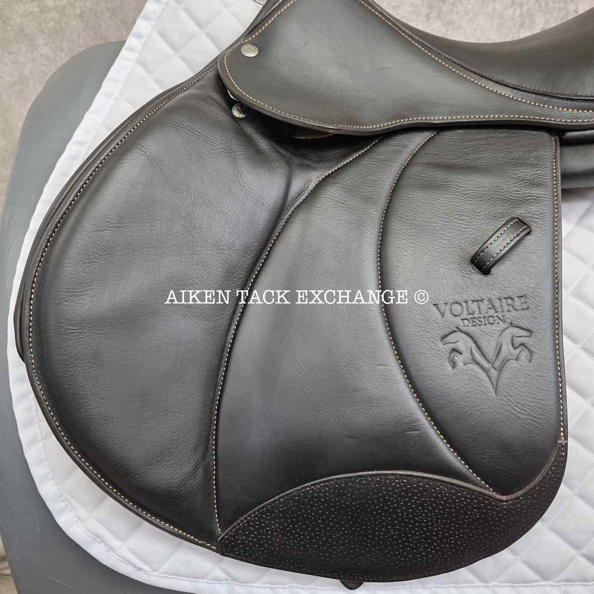 2021 Voltaire Stuttgart Jump Saddle, 17" Seat, 2A Flap, Medium Wide Tree, PRO Panels, Full Buffalo Leather
