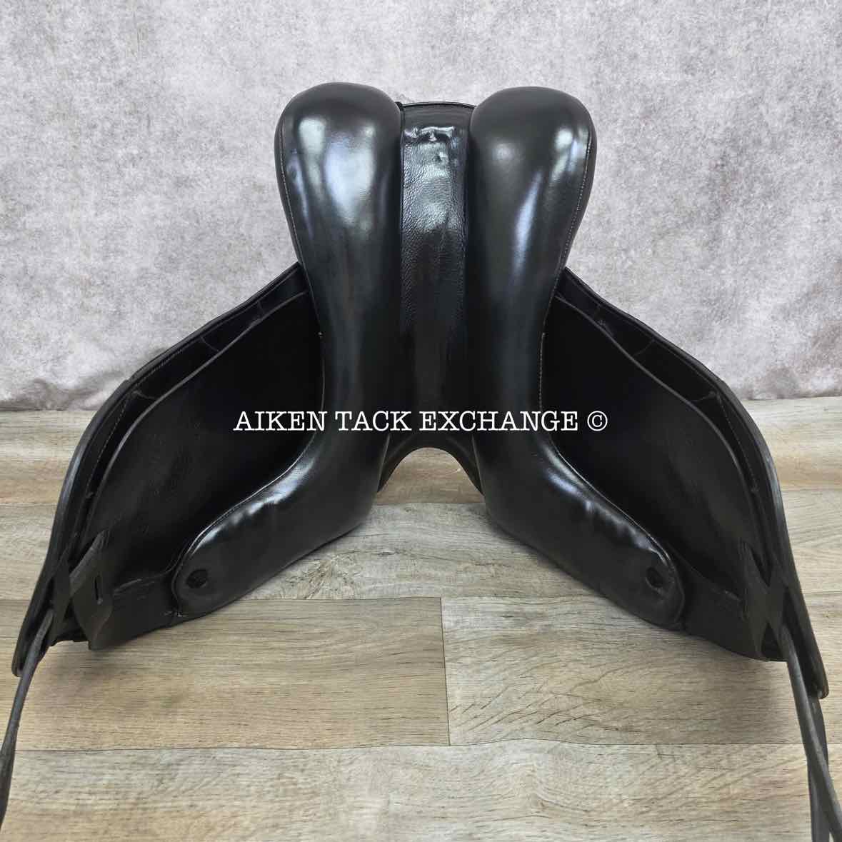 2018 Kentaur Ithaka AP Dressage Saddle, 18" Seat, Wide Tree, Wool Flocked Panels