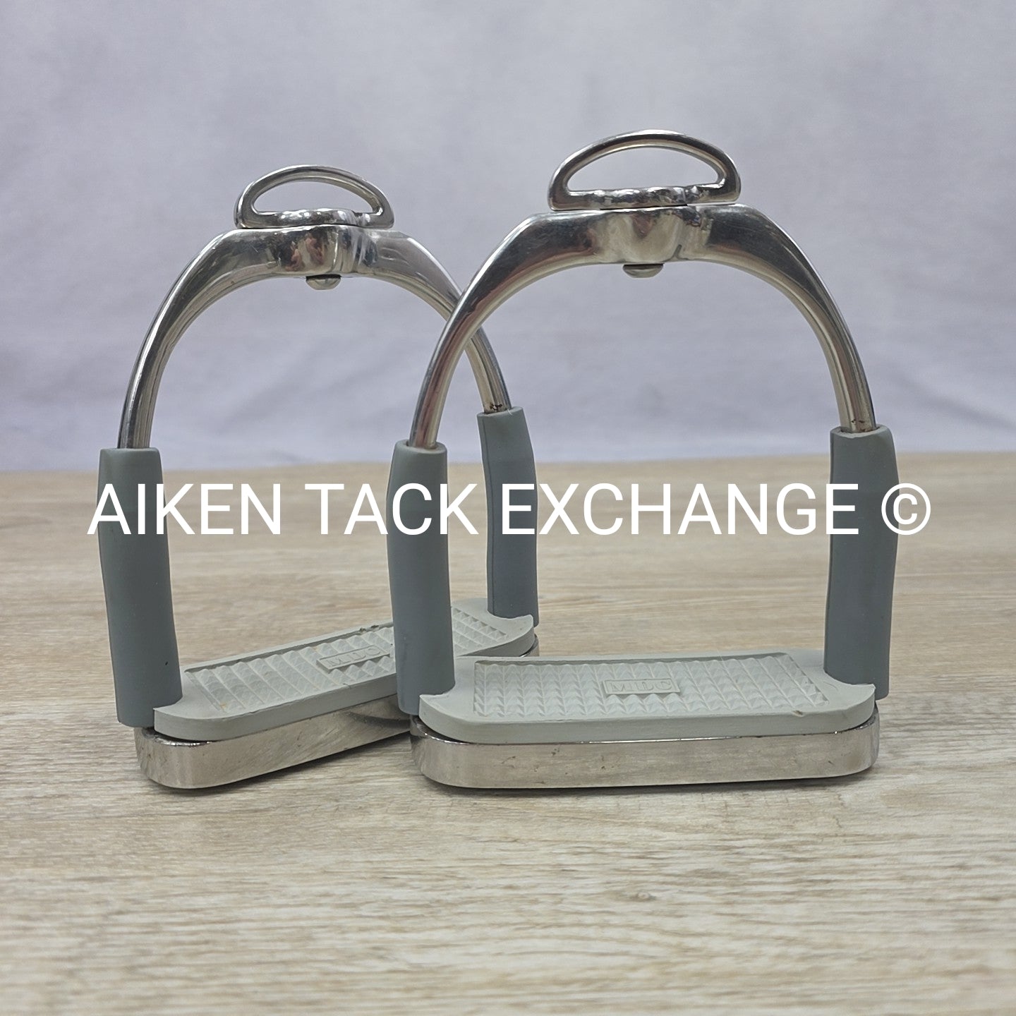 MDC Ultimate Stirrups, 4.5"
