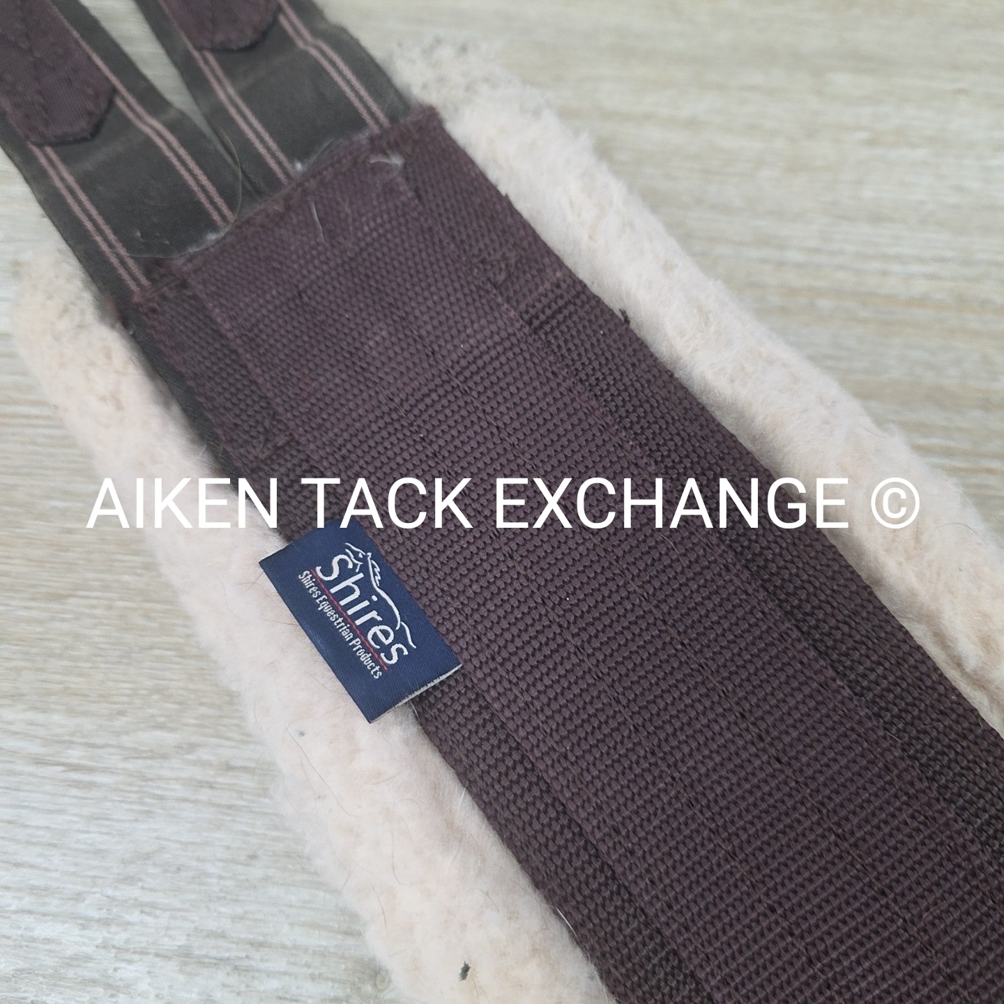 Shires Fleece Girth with Double End Elastic, Brown, 56"