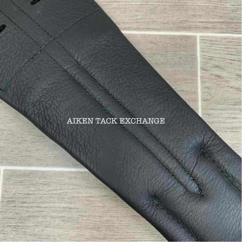 Trilogy Padded Leather Contoured Dressage Girth, Black, 24"
