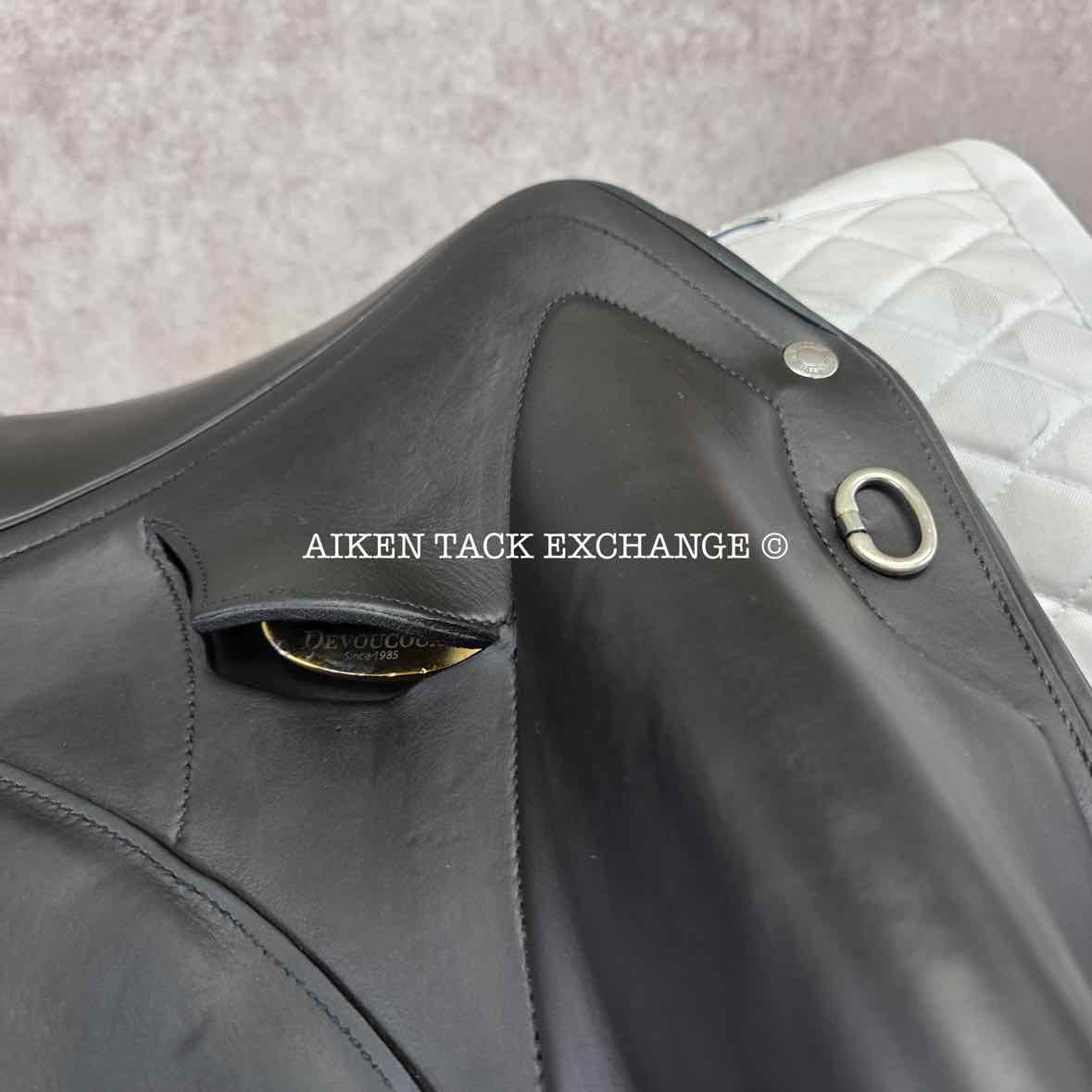 2017 Devoucoux Makila Lab Monoflap Dressage Saddle, 17" Seat - 2AA Flap, Medium Tree, D3D Panels, Full Buffalo Leather