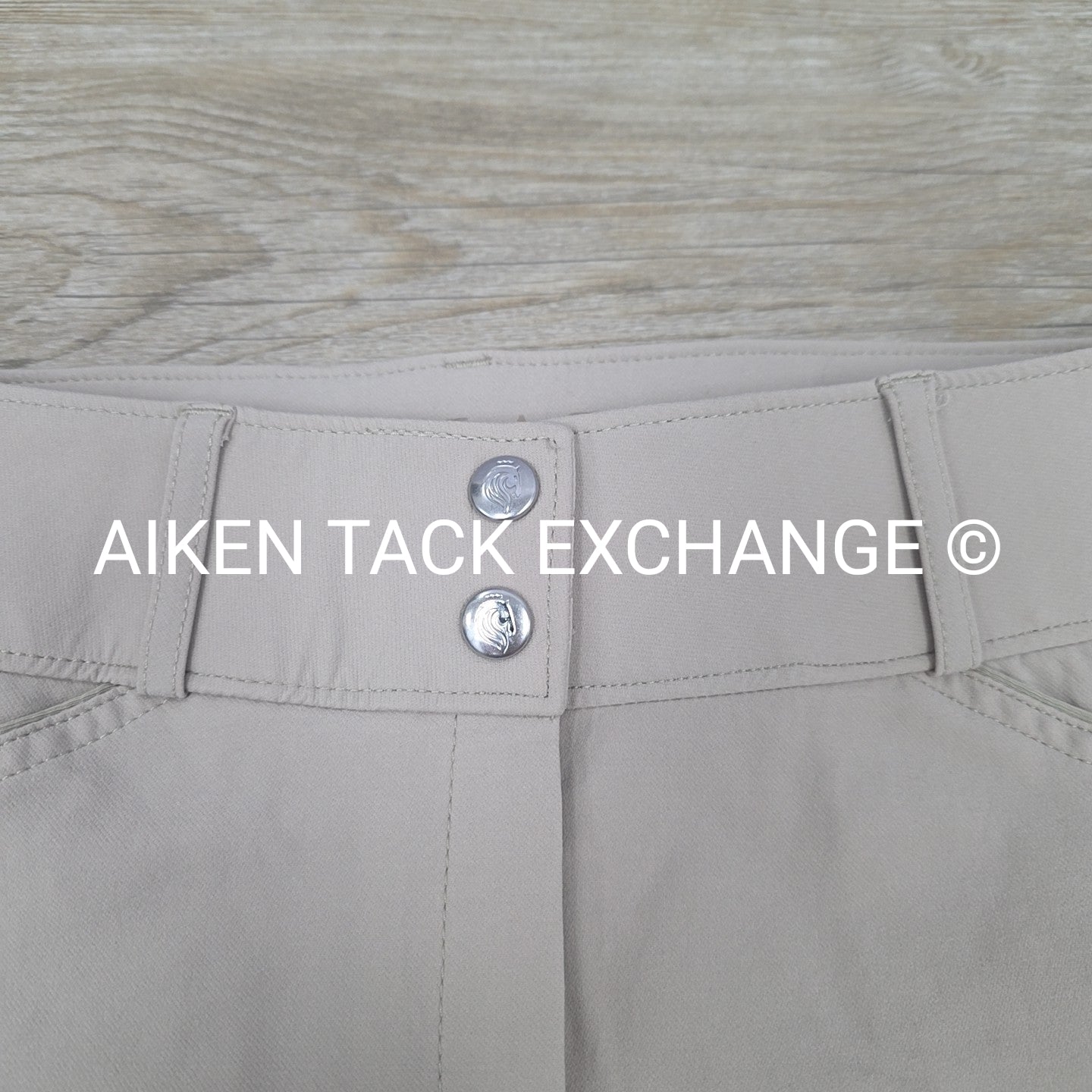 Equinavia Astrid Silicone Knee Patch Breeches, Women's 32 (has blemishes)